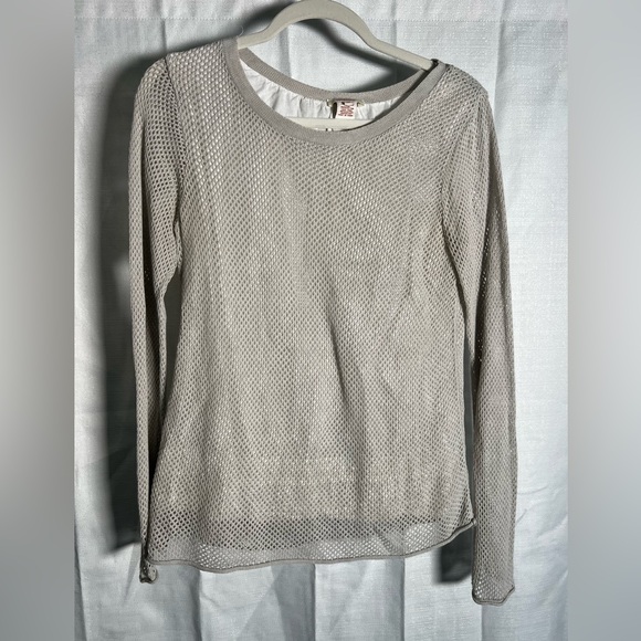 Sundance‎ Linen Blend Top- Medium - Picture 3 of 8